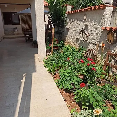 Adria Apartamento Pula