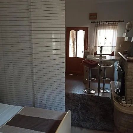 Adria Apartment *